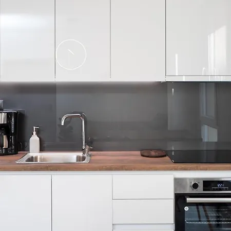 Apartment 5min From Waterfront And Courthouse *